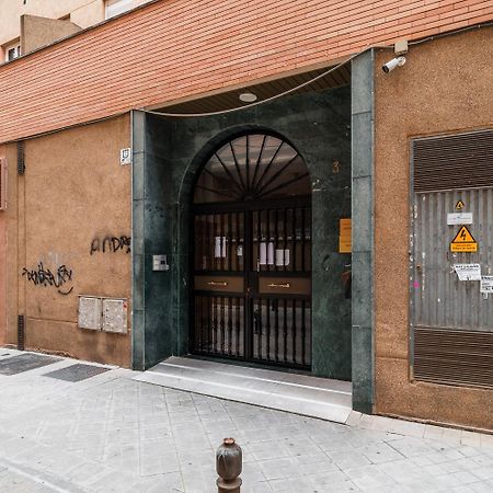 Tuguest Station With Parking Apartamento Granada Exterior foto