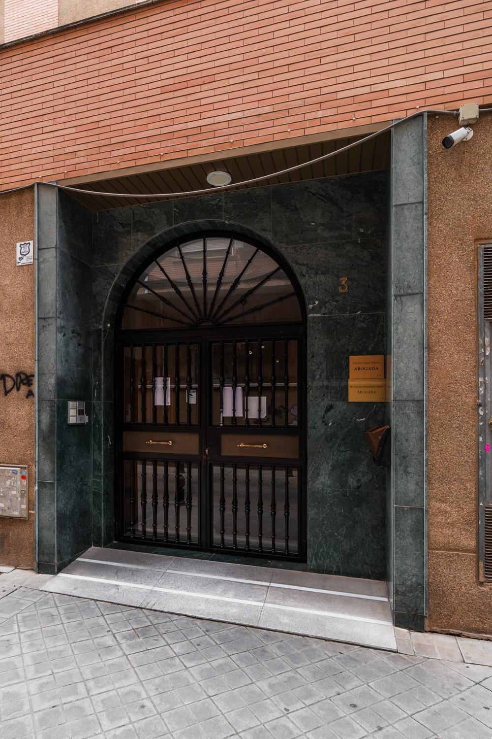 Tuguest Station With Parking Apartamento Granada Exterior foto
