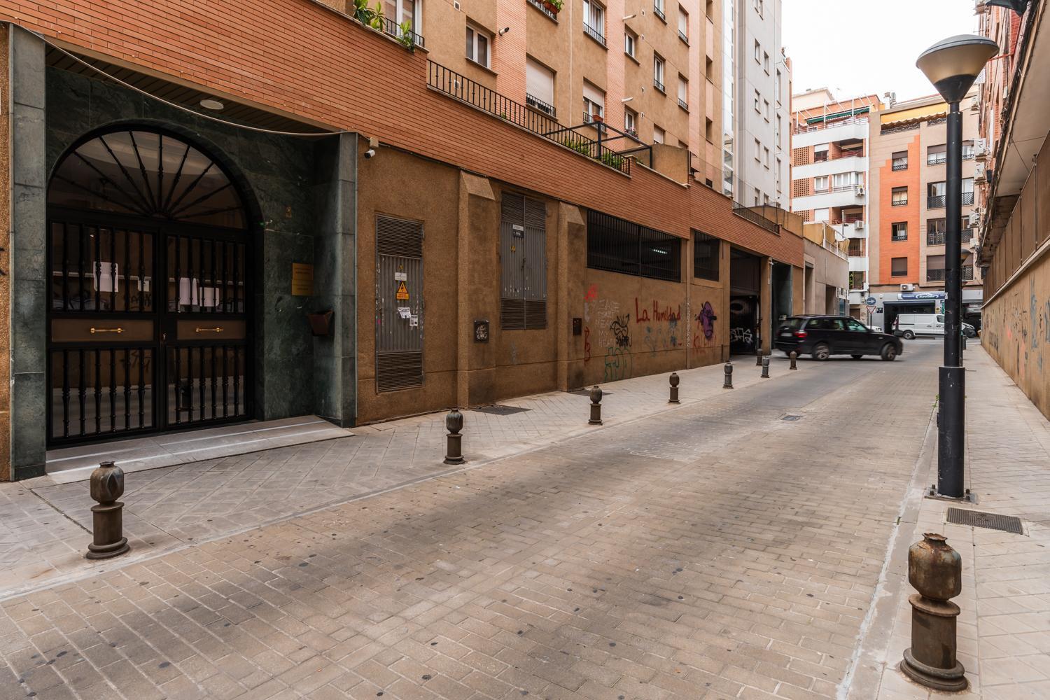 Tuguest Station With Parking Apartamento Granada Exterior foto